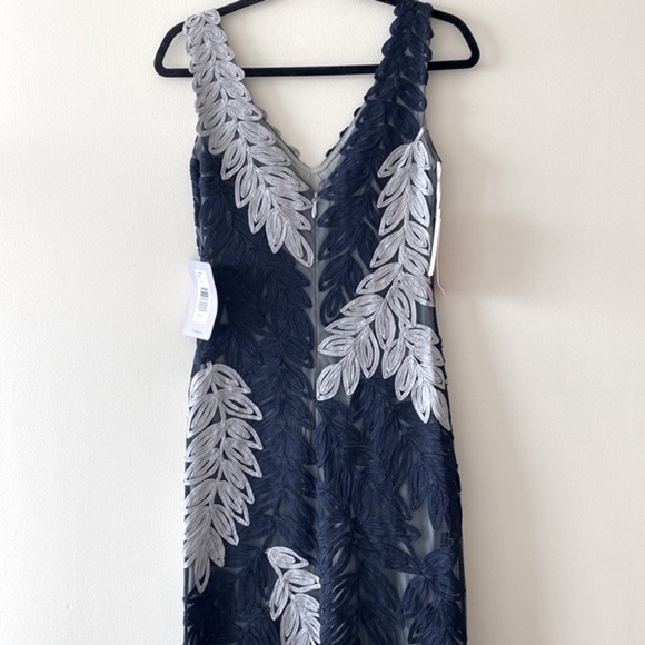 JS Collections Soutache Embroidered Leaf Gown in Navy/Cloud - Picture 13 of 16